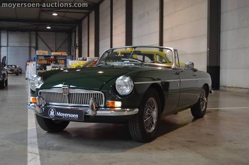 1971 MG B ROADSTER - Moyersoen Auctions For Sale by Auction