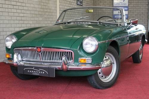 1967 MGB Roadster 1965 - British Racing Green LHD For Sale