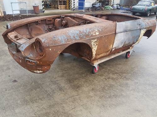 Early MGB Shell - 3 Synchro - Easy,Solid Project. In vendita