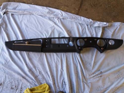 Dashboard fully reconditioned for 1976 MGB Roadster For Sale