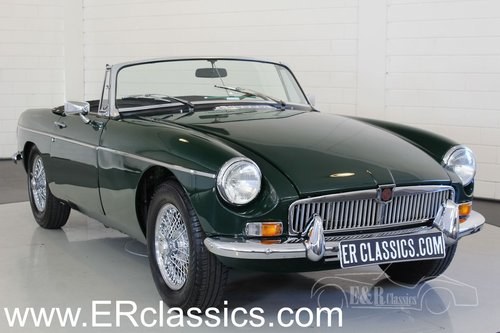 MGB 1971 cabriolet chrome wire wheels For Sale