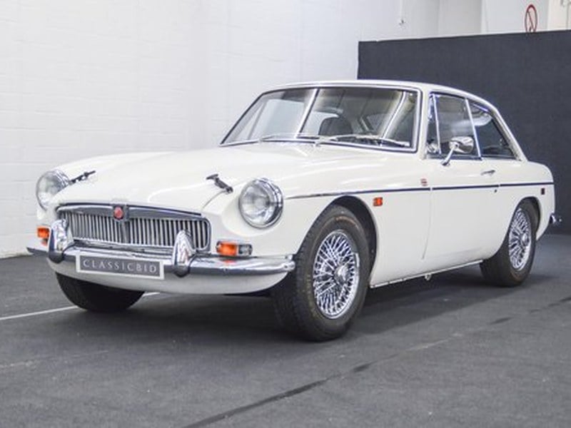 1969 MG B GT *24 March 2018 - RETRO CLASSICS*