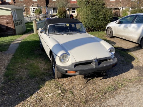 1976 MGB - Rubber Bumper - Great fun - needs work SOLD