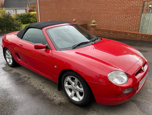 2001 Immaculate red MGF 1796cc Steptronic convertible For Sale