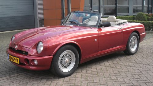 Picture of 1994 MG RV8 Nightfire Red - For Sale