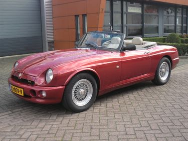 Picture of MG RV8 Nightfire Red