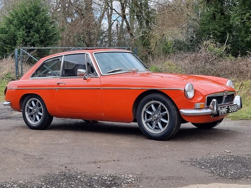 MG B GT, 1971, Blaze, Webasto sunroof SOLD
