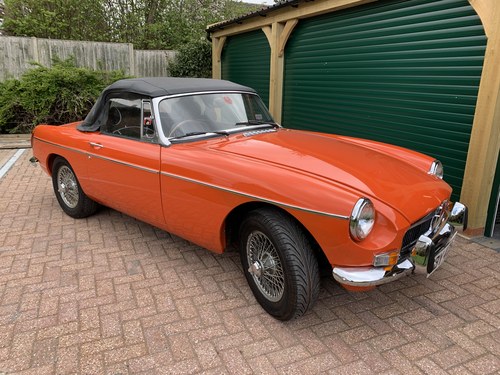 1973 MGB Roadster good condition solid and straight O/D VENDUTO