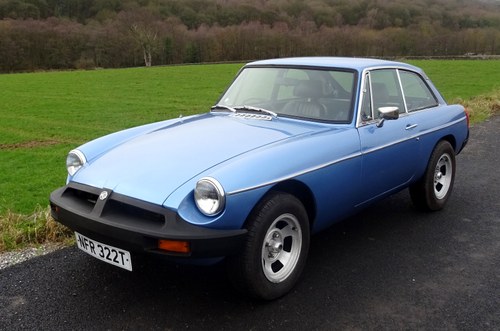 1978 SUPERB MGB GT REFURBISHED BODY, GLEAMING PAINT, ALLOY WHEELS SOLD