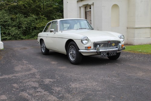 MGB-GT 1967 stunning condition 12 MONTHS MOT For Sale