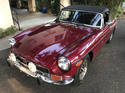 ***1974 MGB (FULLY RESTORED) For Sale