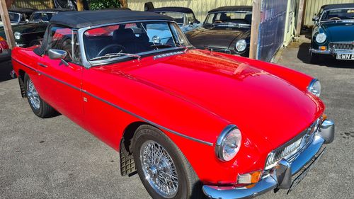 Picture of 1972 MGB Roadster in tartan red, full body restoration. - For Sale