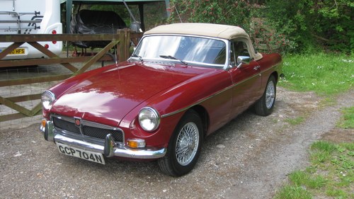 1974 RED MGB For Sale