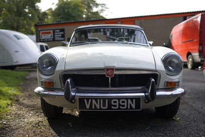 Picture of 1974 MGB ROADSTER WHITE PETER BURGESS REBUILT ENGINE - For Sale