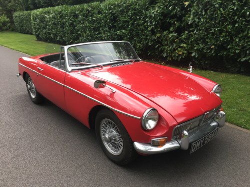 1963 MGB Roadster 'pull handle' For Sale