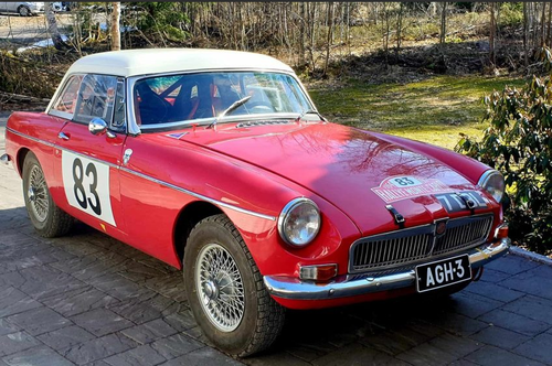 MGB 1963 race car with FIA historic passport For Sale