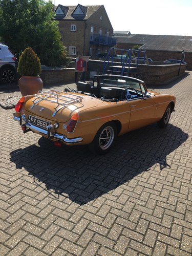 1972 Bronze Yellow MGB roadster For Sale