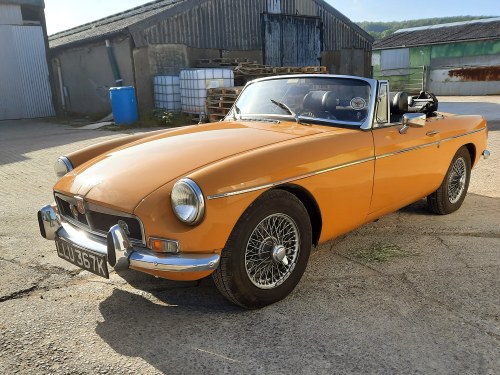 MGB ROADSTER 1972 - BRONZE YELLOW SOLD