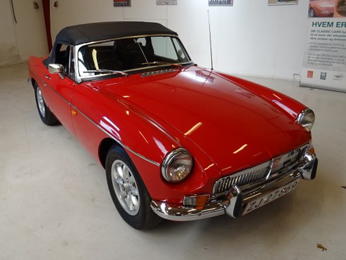 1971 MGB V8 – right-hand-drive SOLD