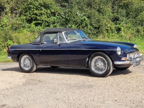 MG B Roadster, 1971, Blue Royal For Sale