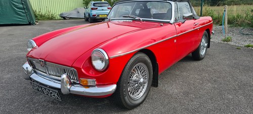 1971 MGB Roadster, fully rebuilt.MGOC Recommended Showroom For Sale