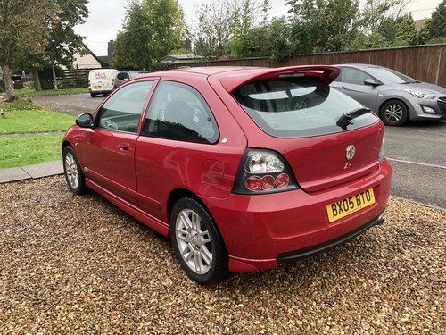 2005 MG ZR - 17,000 1 Previous owner For Sale