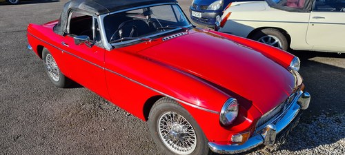 1963 MGB MK1 Pull handle , UK car in Tartan Red,fully rebuilt VERKAUFT