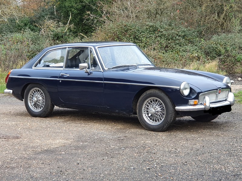 MG B GT, 1972, Dark Blue