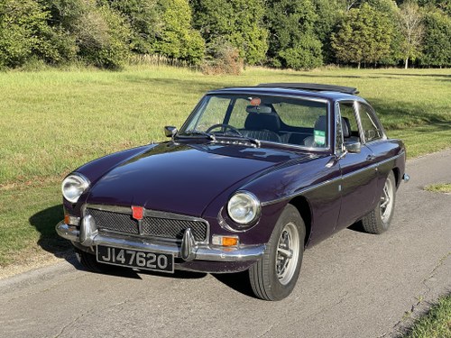MGB GT 1974, Rare colour, folding sunroof,  power steering For Sale