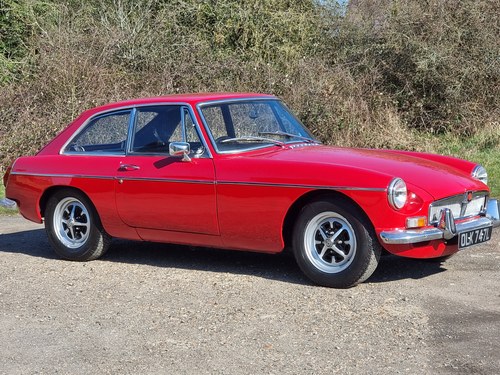 1970 MG B GT - Choice of 5 in stock from 9,500 For Sale