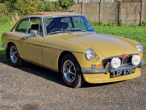 MG B GT, 1974, Harvest Gold À venda