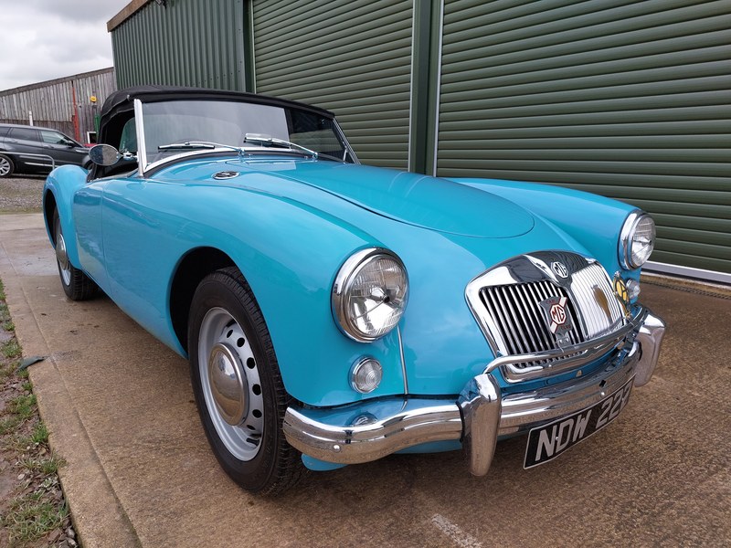 1956 MG MGA 1500 Roadster, delightful