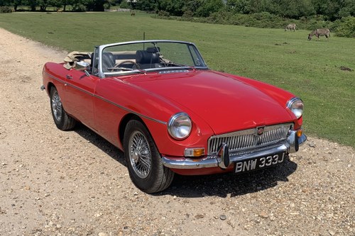 1971 MGB Roadster Self Drive Hire in the New Forest from £119 For Hire