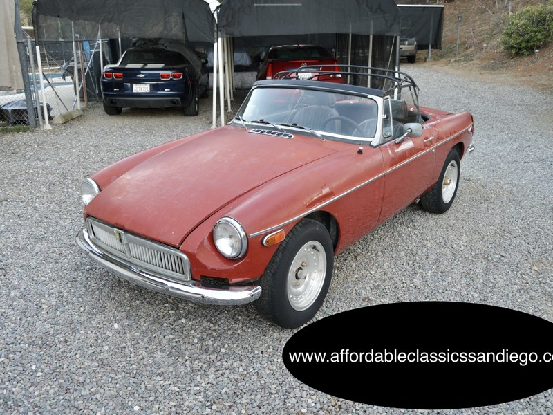 1977 MGB