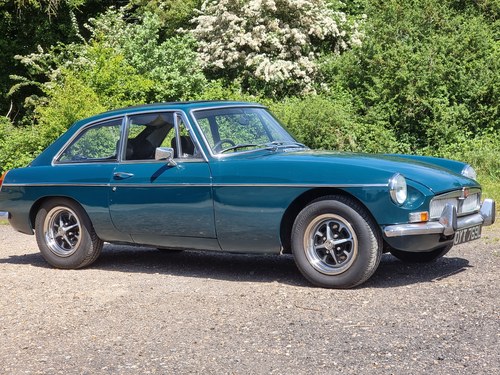 MG B GT, 1972, Green, ONLY 6k MILES since engine rebuild For Sale