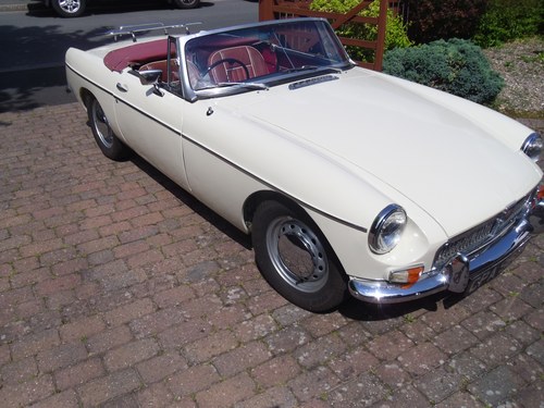 1964 MGB Roadster ghn3 pull handle non overdrive model For Sale