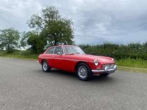 1966 MGB GT in red with black leather interior For Sale (picture 3 of 12)