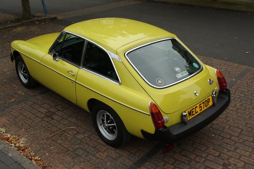 1976 MGB GT - Citron Yellow, Overdrive - MGBGT MG BGT For Sale