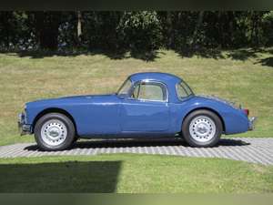 1959 MG A Twin Cam Coupe For Sale by Auction (picture 4 of 10)