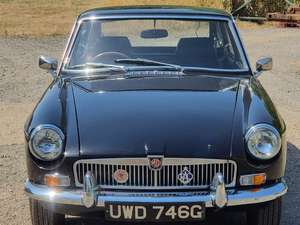 MG B GT, 1968, Black, Wire wheels For Sale (picture 4 of 7)