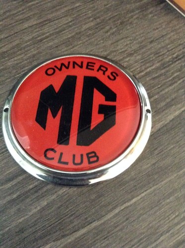 1960 MG OWNERS CLUB CHROME GRILL BADGE For Sale