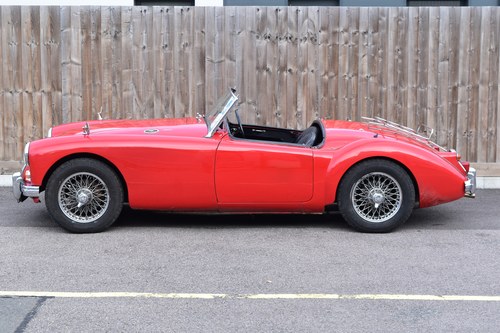 Lot 443 1960 MG A roadster convertible Zu verkaufen durch Auktion