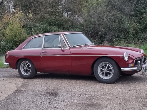 MG B GT, 1972, Damask Red, Tan interior For Sale