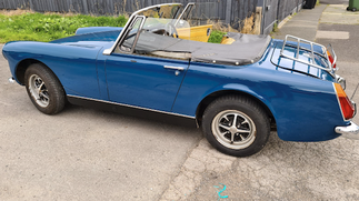 Picture of 1973 MG Midget