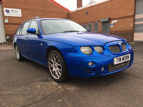 2003 Trophy Blue ZTT 1.8 petrol estate, manual transmission VENDIDO