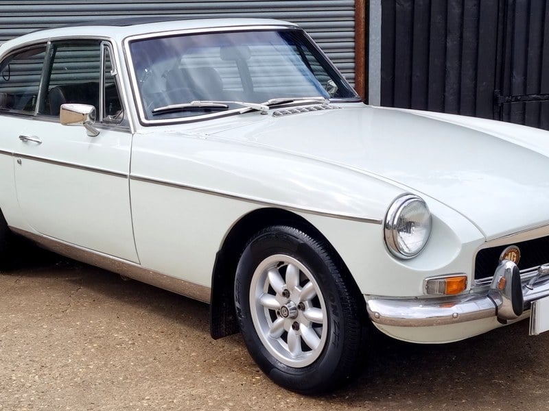 MGB GT - New 2000cc FAST ROAD STAGE II ENGINE