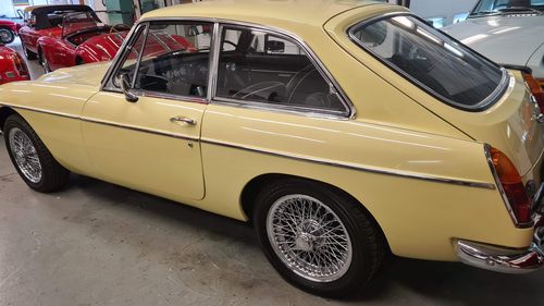Picture of MGC GT 1968, Upgraded, triple webers. - For Sale
