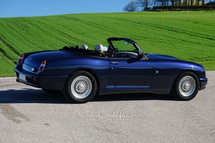 Picture of 1995 MG RV8 Roadster LHD in blue - For Sale