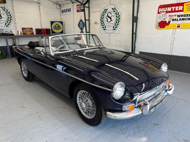 1974 MGB ROADSTER 1972 GENUINE CHROME BUMPER MODEL