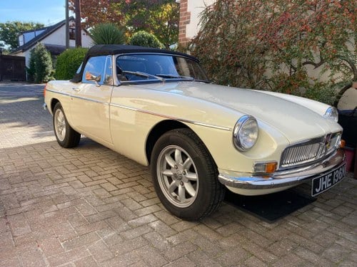 1975 MG B